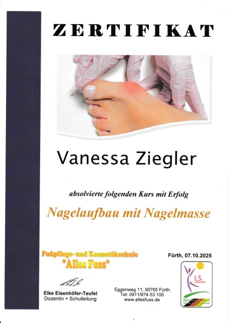 Zertifikat für Nagelaufbau mit Nagelmasse, ausgestellt auf den Namen Vanessa Ziegler.